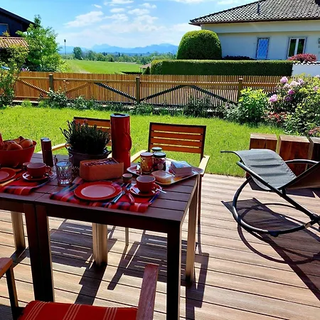Berge Und Mit Whirlpool Und Sauna Holiday home