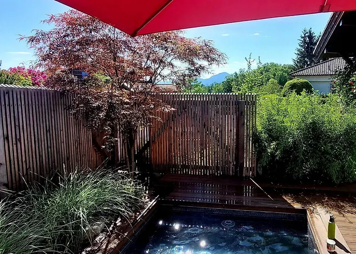 Σπίτι διακοπών Berge Und Mit Whirlpool Und Sauna *